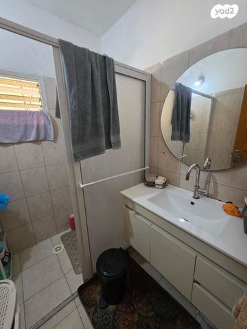 דירה, שמשון הגיבור, העיר העתיקה, רמלה