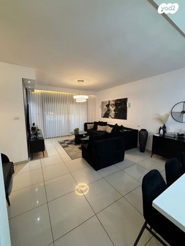 דירה, ישראל שוחט, נווה זאב, נאות אילן, באר שבע