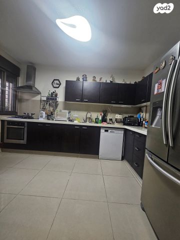 דירת גן, מאיר אריאל 3, קרית האמנים, מצליח, רמלה