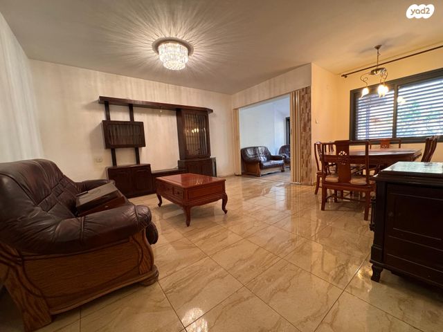 בית פרטי/ קוטג', בקעת הירדן, אריאל