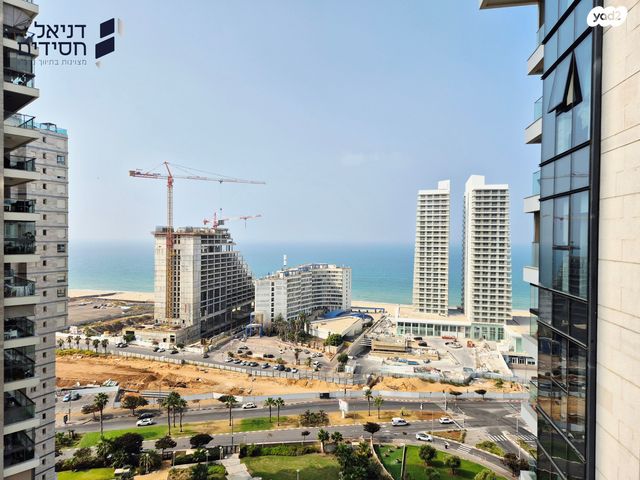 דירה, יצחק שדה, דרום מערב ותיק, בת ים