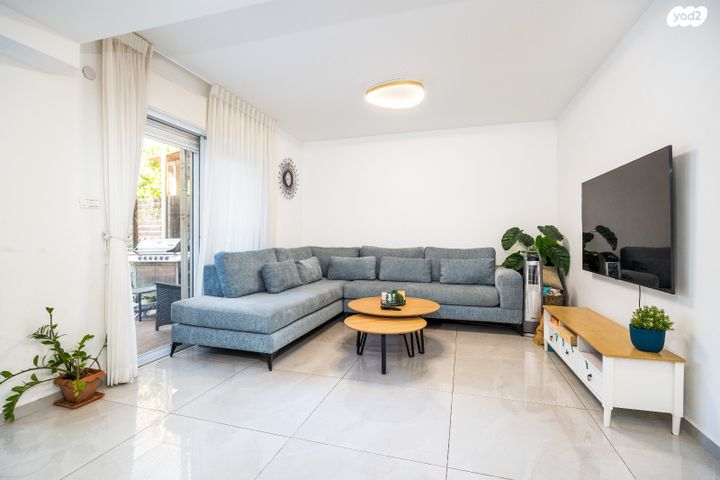 דירת גן, כחלית ההרים, הפרחים, מודיעין מכבים רעות