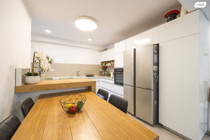 דירת גן, כחלית ההרים, הפרחים, מודיעין מכבים רעות