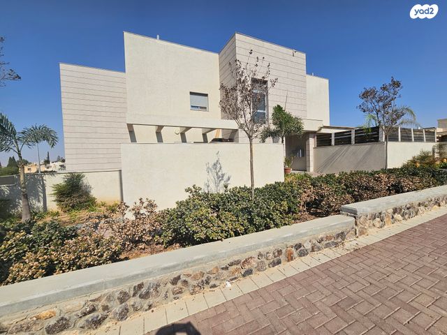 דירה, אירוסים, מבוא שקד, ערד