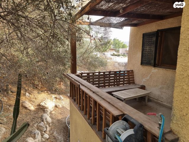 בית פרטי/ קוטג', הבז האדום 54, כפר אוריה