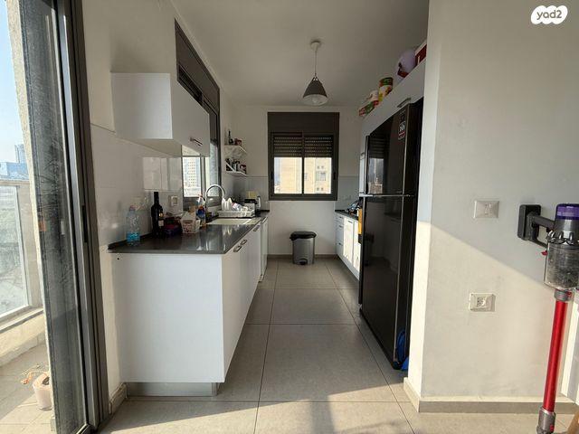 דירה, איתמר, חרוזים, רמת גן