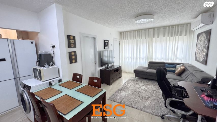 דירה, מדרחוב הנביאים, רובע י', אשדוד