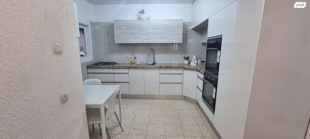 דירה, נתיבות