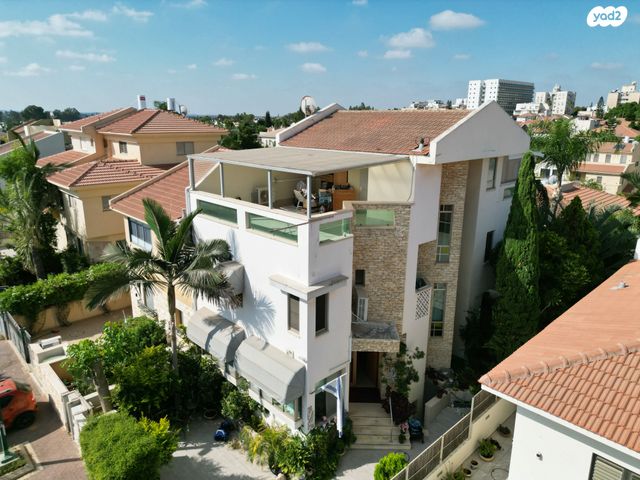 אברהם נוטמן 