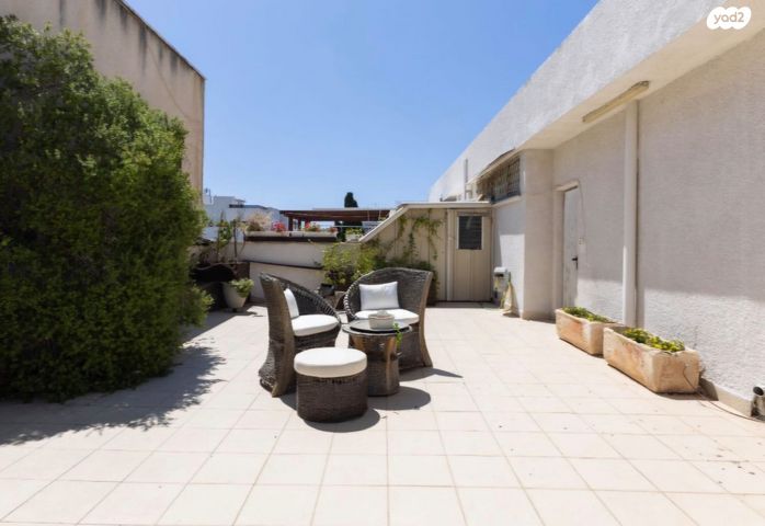 גג/ פנטהאוז, עקיבא, רעננה