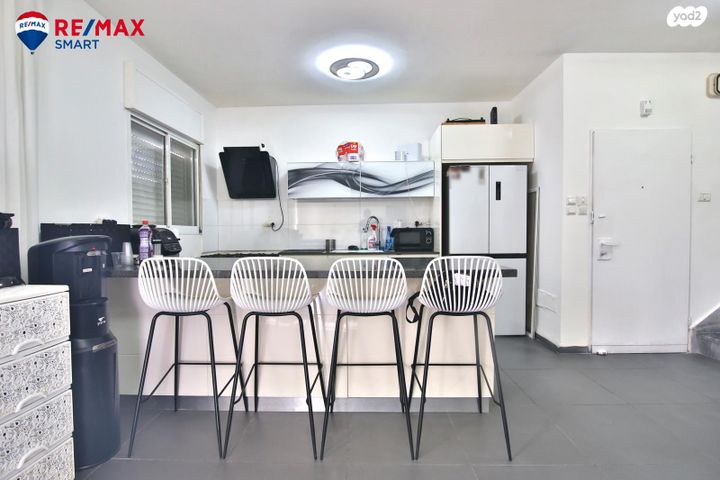 דירה, מנחם בגין, נווה גנים, קרית מוצקין