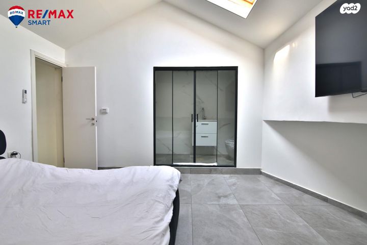 דירה, מנחם בגין, נווה גנים, קרית מוצקין