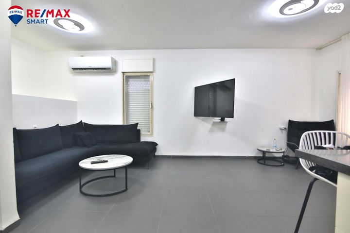 דירה, מנחם בגין, נווה גנים, קרית מוצקין