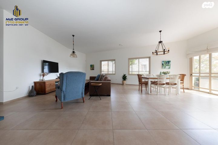 בית פרטי/ קוטג', כפר אחים, כפר אחים