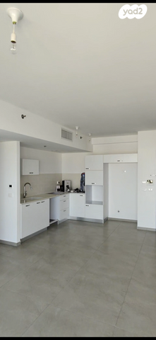 דירה, הרצליה