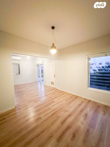 דו משפחתי, גבעת אלונים, כפר יונה