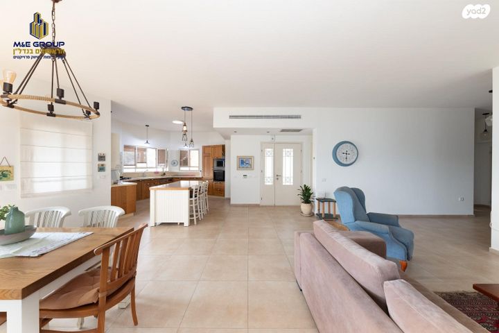 בית פרטי/ קוטג', כפר אחים, כפר אחים