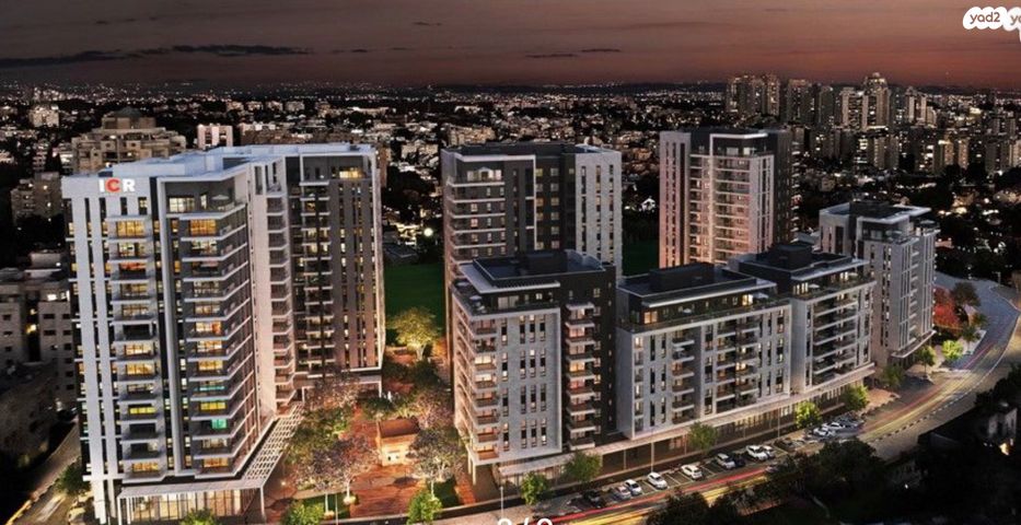 דירה, הרצליה