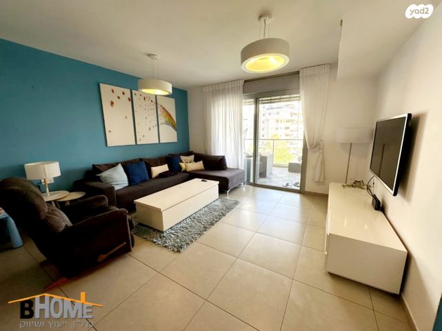 דירה, שדרות יצחק רבין, רמת אמיר, קדימה צורן