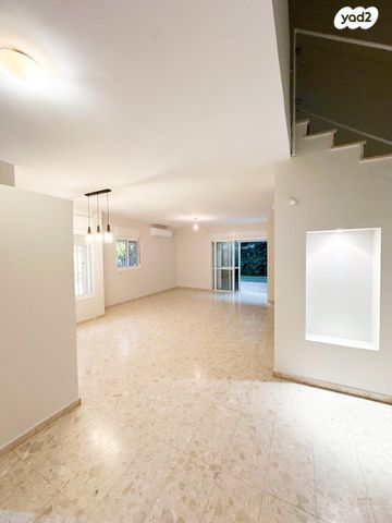 דו משפחתי, גבעת אלונים, כפר יונה