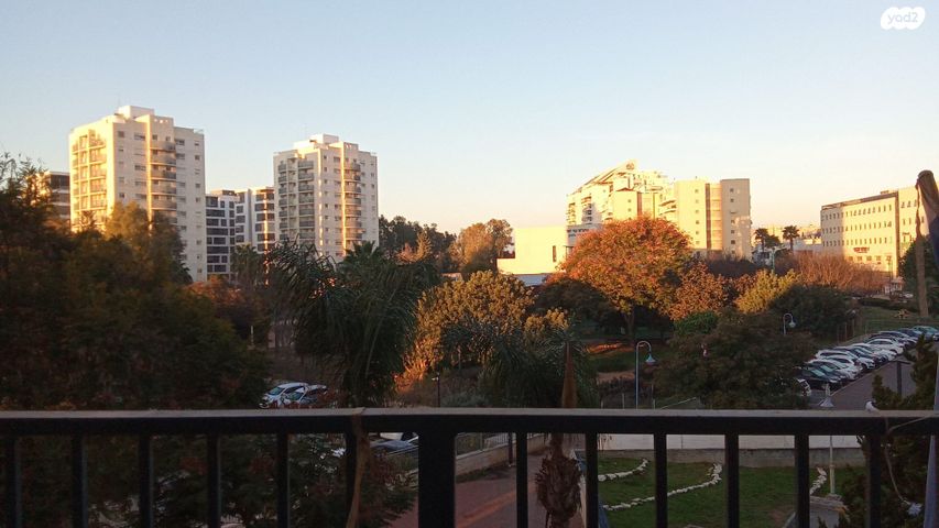 דירה, דקר 19, גני יער, לוד