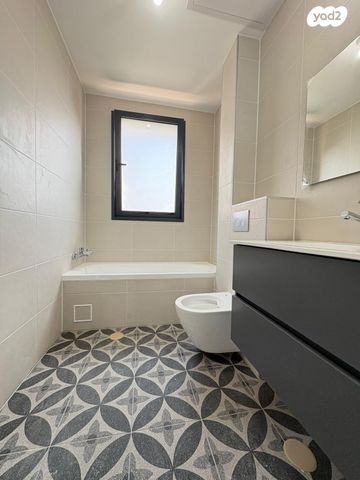 גג/ פנטהאוז, יער ביריה, נופי בן שמן, לוד