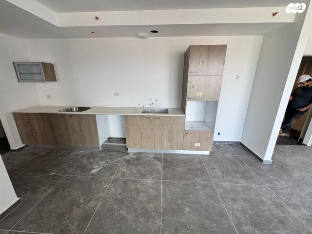 דירה, הרא"ה 90, שכונת הלל, רמת גן