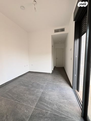 גג/ פנטהאוז, יער ביריה, נופי בן שמן, לוד