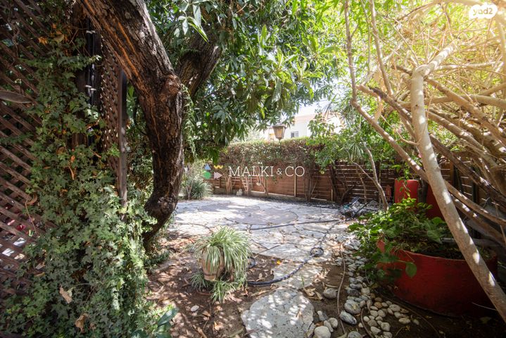 דו משפחתי, בלקינד, ראשונים, ראשון לציון