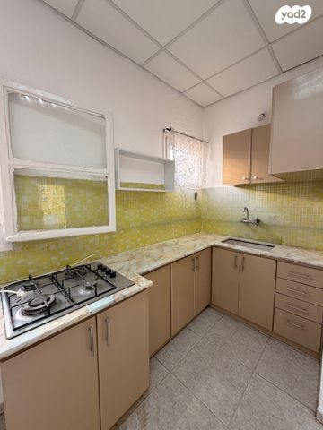 דירה, אביגדור עשת, גבעה א', שביט, קרית אתא