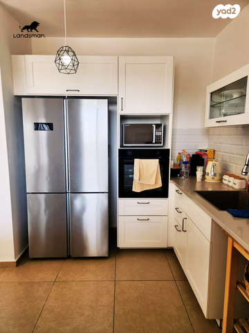 דירה, כפר יונה