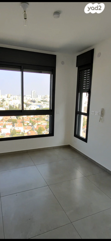 דירה, הרצליה