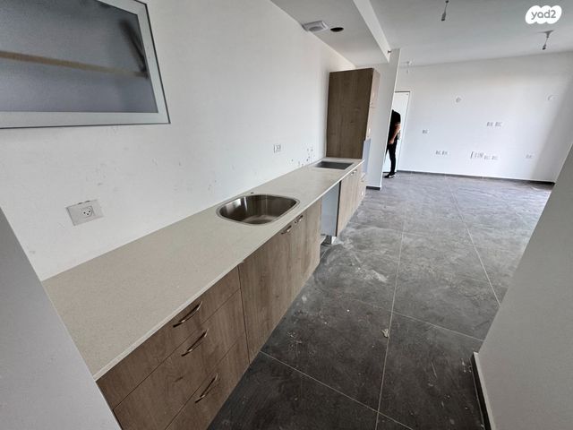 דירה, הרא"ה 90, שכונת הלל, רמת גן