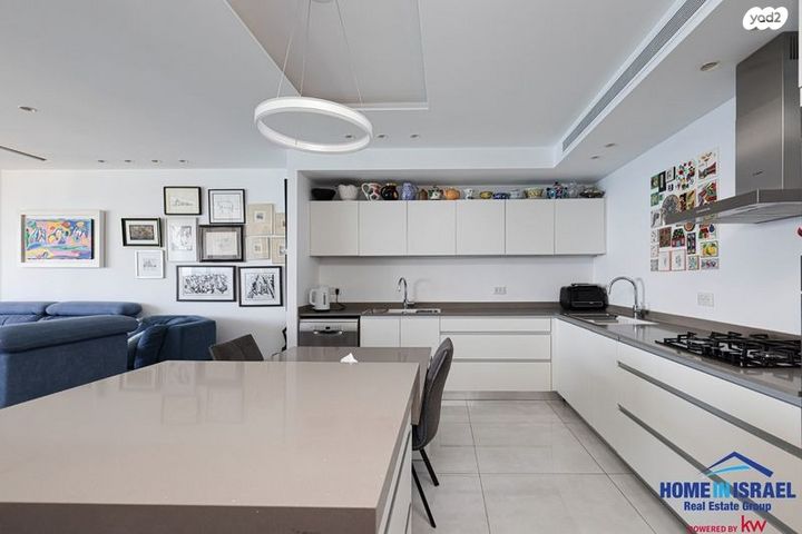 דירה, שדרות ניצה 16, צפון מערב מרכז העיר, נתניה