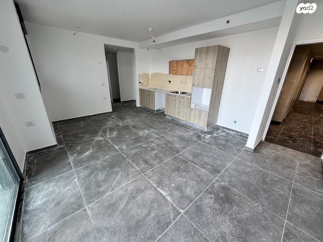 דירה, הרא"ה 90, שכונת הלל, רמת גן