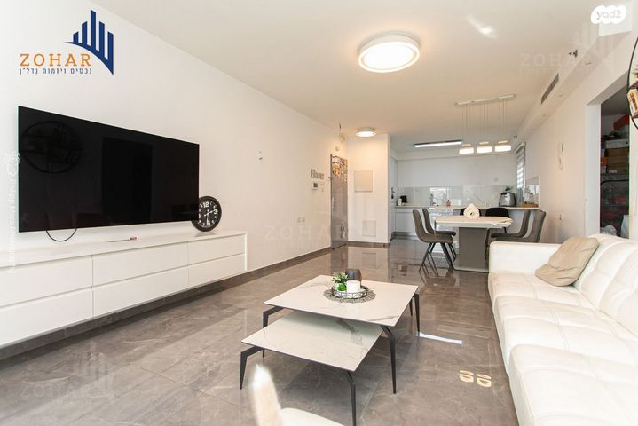 דירה, שדרות יצחק שמיר, גלי כרמל, טירת כרמל