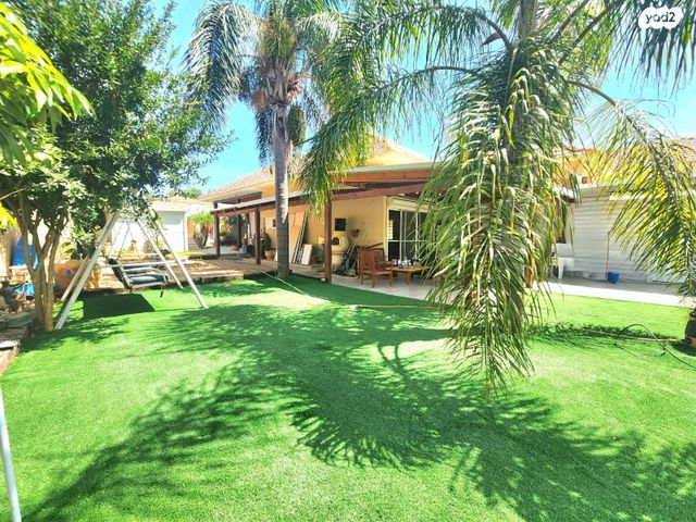 בית פרטי/ קוטג', כ"ט בנובמבר, בית אליעזר, חדרה