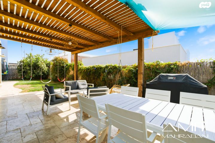 בית פרטי/ קוטג', שרונית, להבים