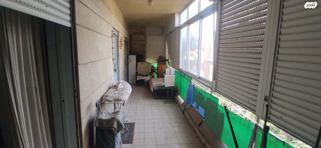 טשרניחובסקי 12