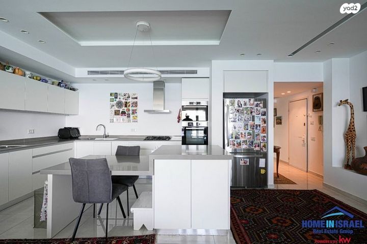 דירה, שדרות ניצה 16, צפון מערב מרכז העיר, נתניה