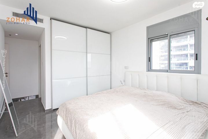 דירה, שדרות יצחק שמיר, גלי כרמל, טירת כרמל