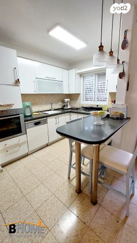 בית פרטי/ קוטג', קדימה צורן