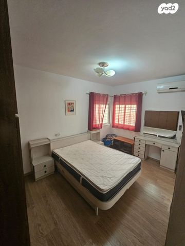 בית פרטי/ קוטג', הרב חי חביב, נאות לון, באר שבע