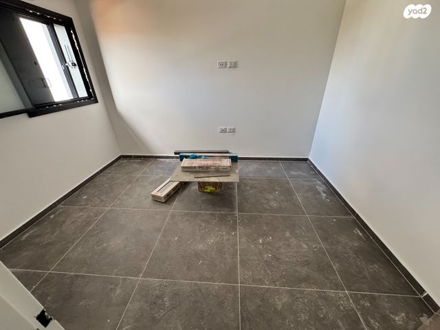 דירה, הרא"ה 90, שכונת הלל, רמת גן