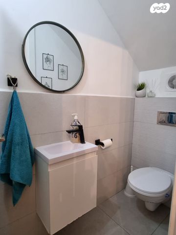 בית פרטי/ קוטג', בנימינה גבעת עדה