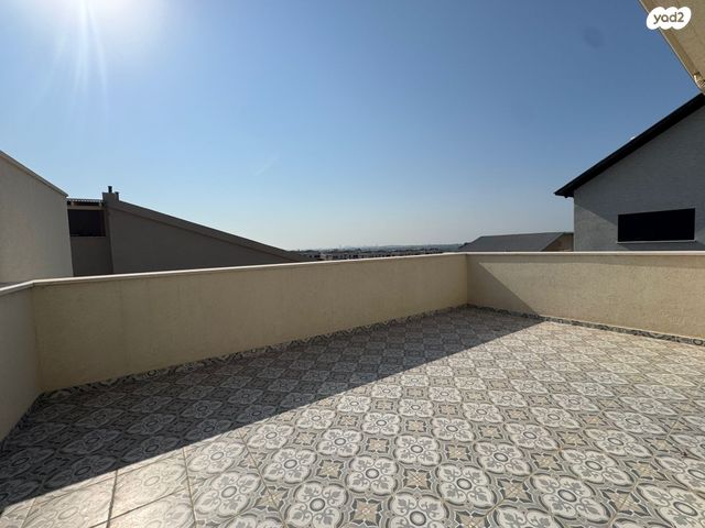 בית פרטי/ קוטג', חורשת האקליפטוס, אדמית / יערית, שלומי