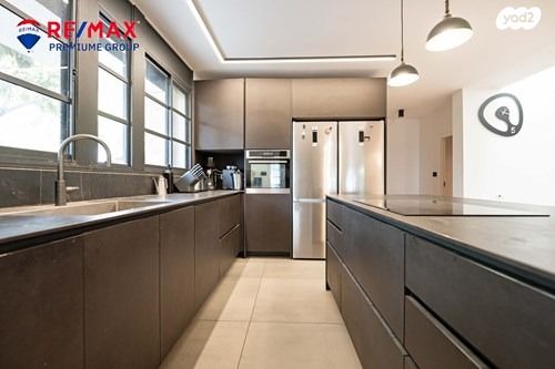 דו משפחתי, שוהם