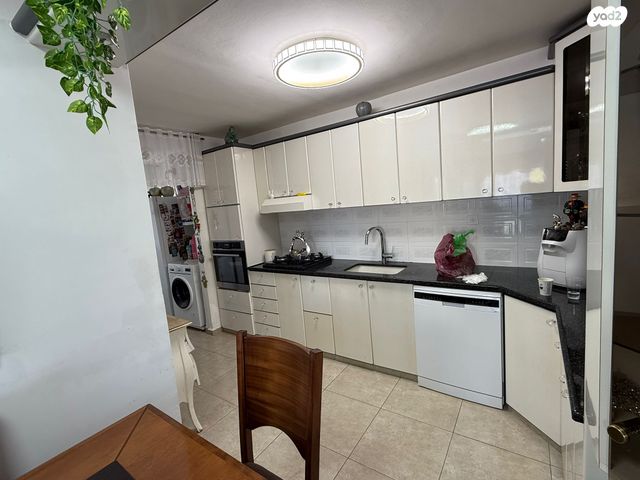 דירה, החיננית 2, שער העליה, חיפה