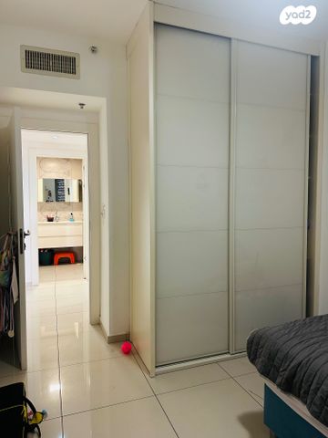 דירה, האירוס, ראשון לציון