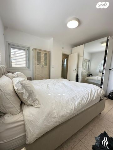 דו משפחתי, גלבוע, צוותא א, אלפי מנשה